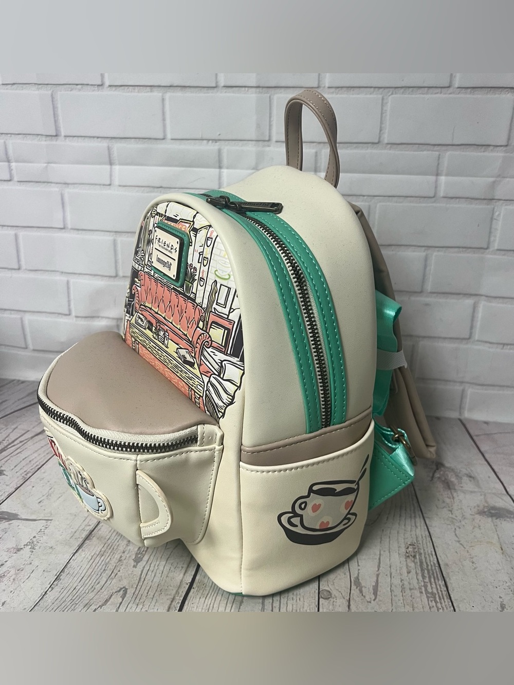 NWT Loungefly Friends Central Perk Domed Coffee Mug Scented Mini Backpack - Picture 5 of 12